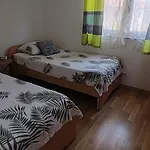 Daire Zara Apartment *